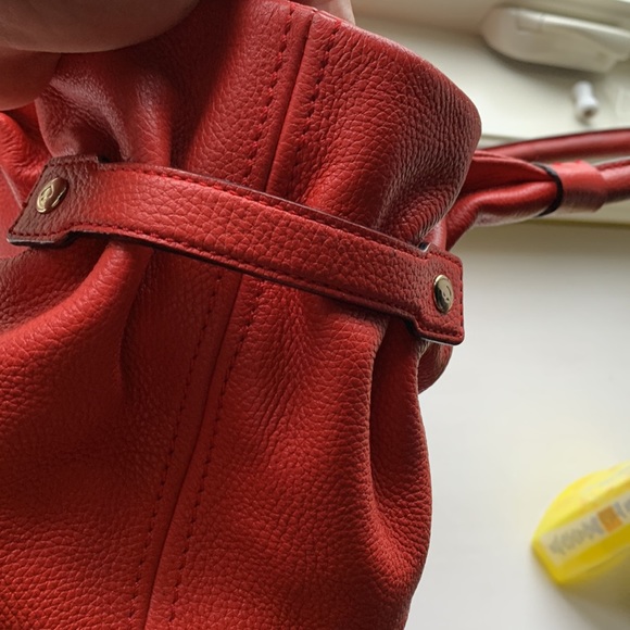 Gorgeous red Kate Spade handbag - Picture 12 of 16